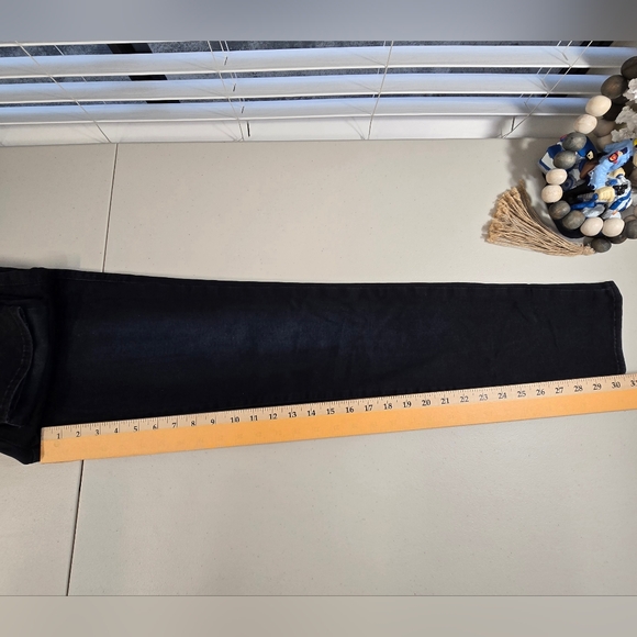 Rock & Republic Berlin Straight Leg Womens Jeans Size 6 Low Rise - Picture 8 of 15